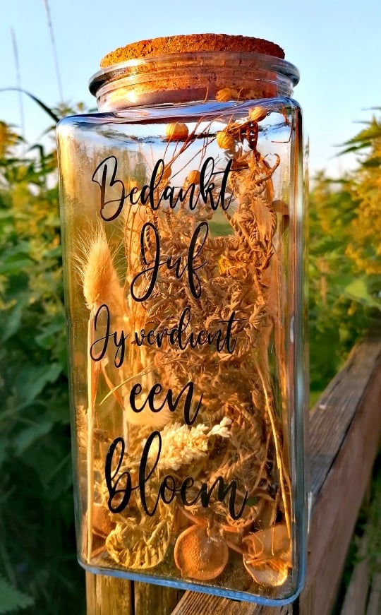 Gieter/Melkkan/Glazen pot Juf