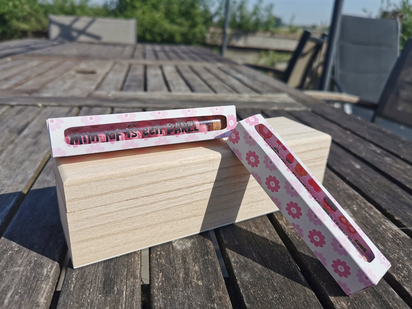 Kunststof Cadeaubuisjes – Met Droogbloemen of Parels